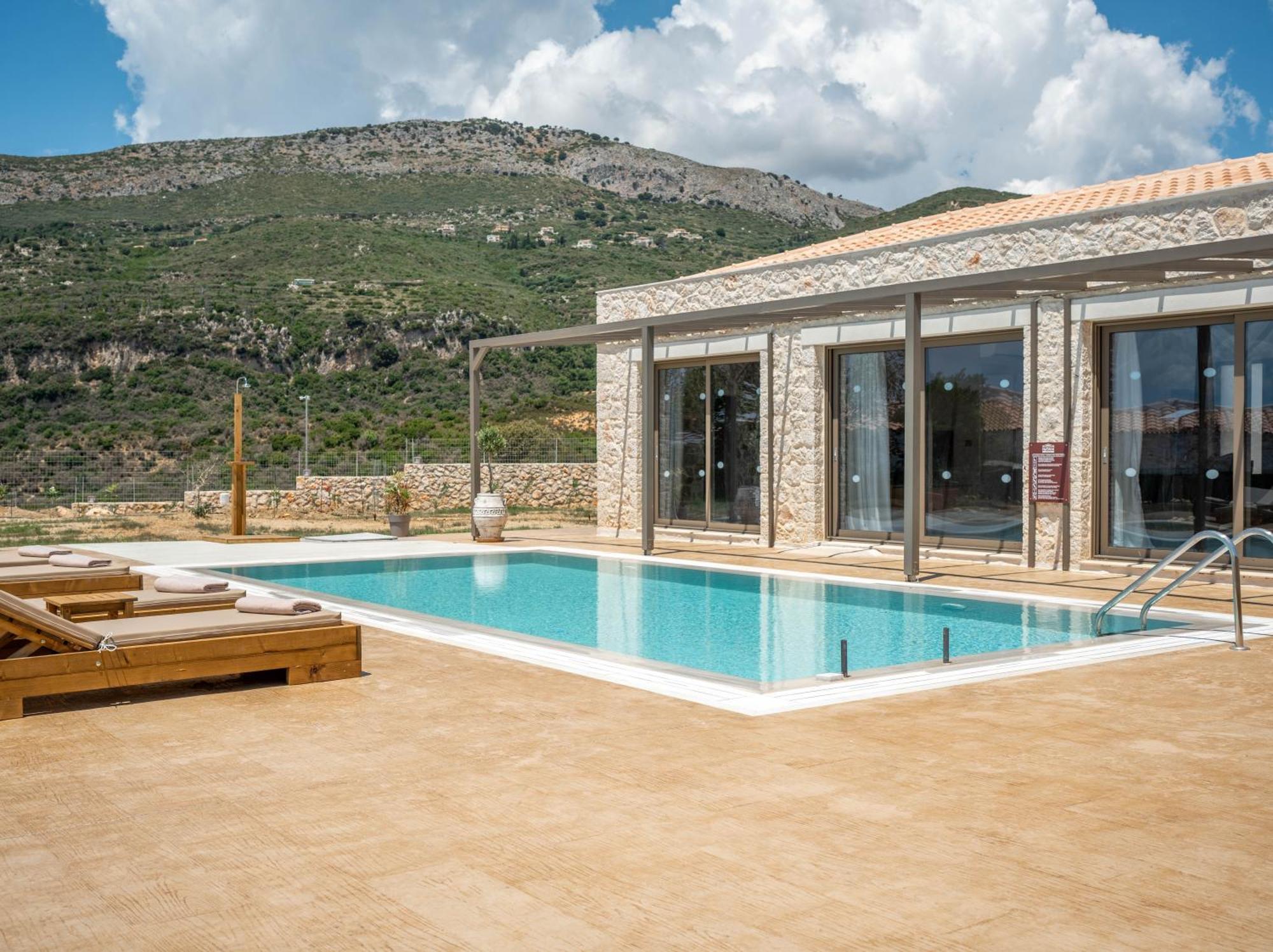 Pantheon Luxury Villas Skala  Buitenkant foto